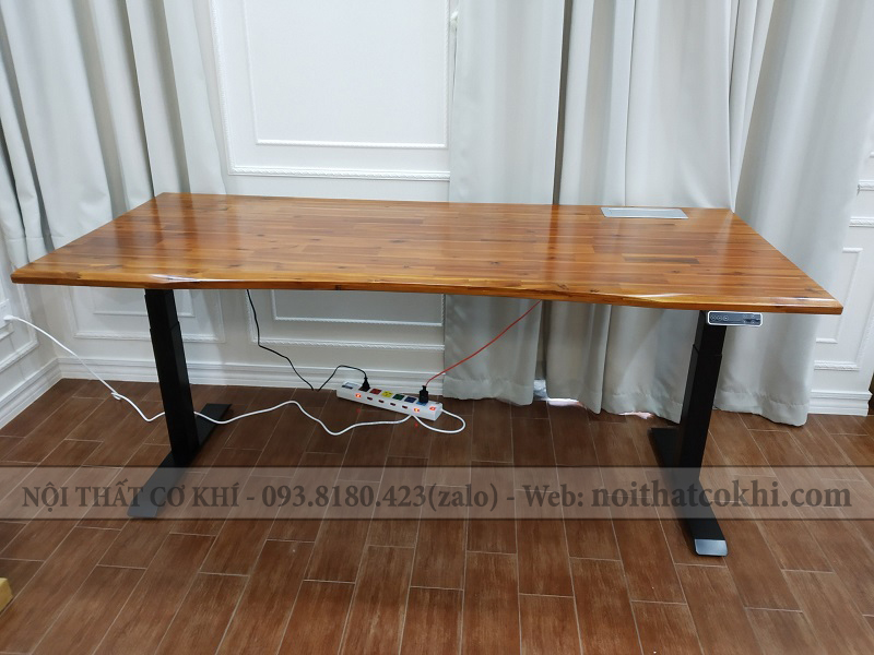 Bàn nâng hạ thông minh và những lợi ích khi sử dụng